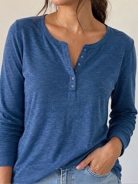 Gap ribbed Blue Henley Long Sleeve Top